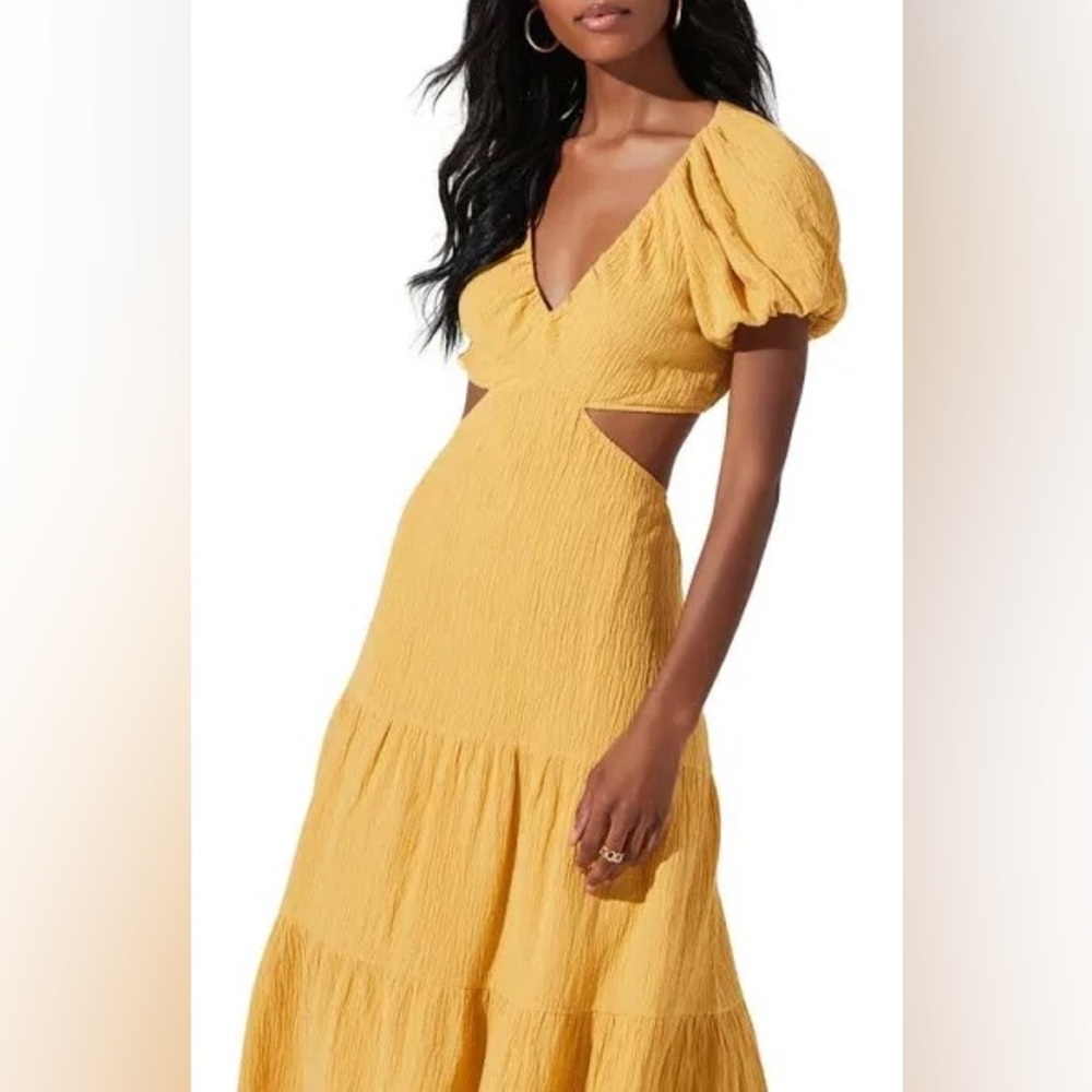 NWT ASTR The Label Yellow Puff Sleeve Cut Out Dress M